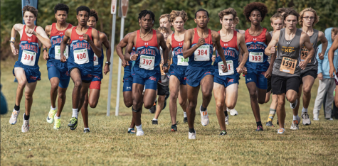 The varsity runners take the field at the Chesapeake Invitational. Credit: JayLee Media