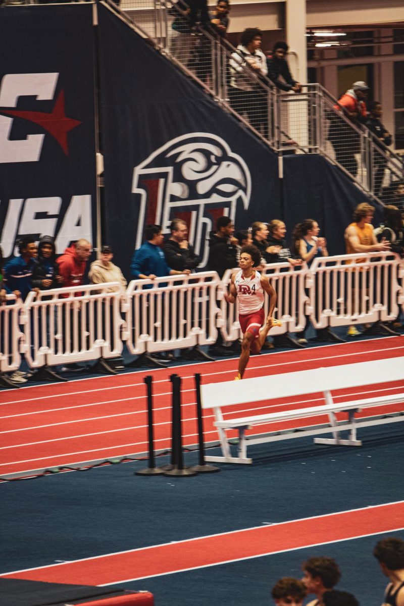 The picture above shows Jace Willis competing in the 300m at Liberty Inventional.